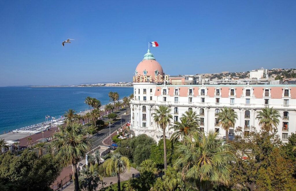 Nice Côte d'Azur Les plus beaux Hotels, Hôtel 5 étoiles à Nice, Le Negresco, weekend et séjour tout compris 2026 2027 tourisme